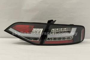 Audi A4 B8 08-12 LED T/L Light Bar Black